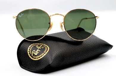 A Ray-Ban eye sunshade 