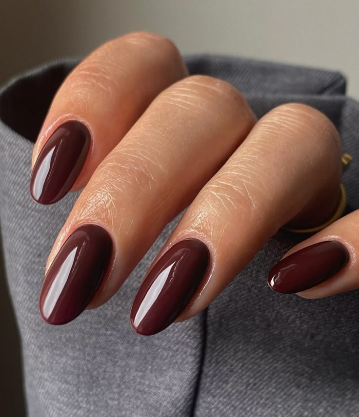 Nude nail polish