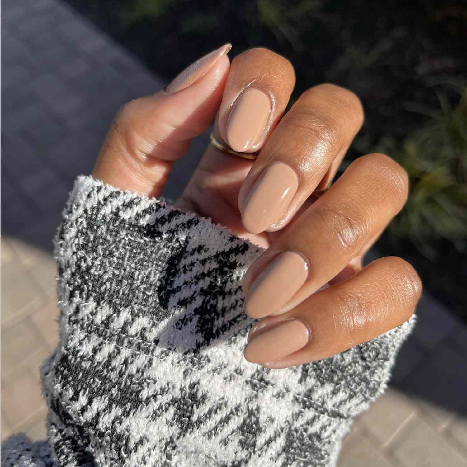 Beige nude