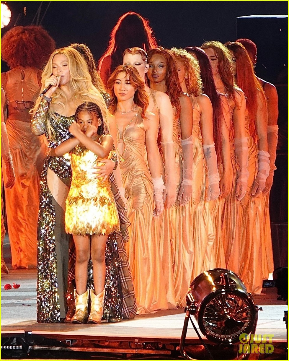 Queen Bey and Her Little Star, Rumi.