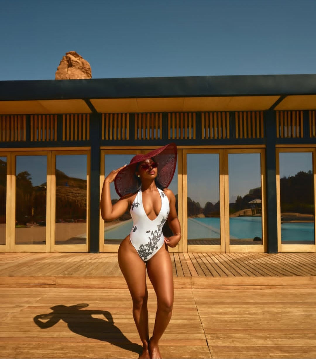 Tubo Bereni in awesome swim suit
