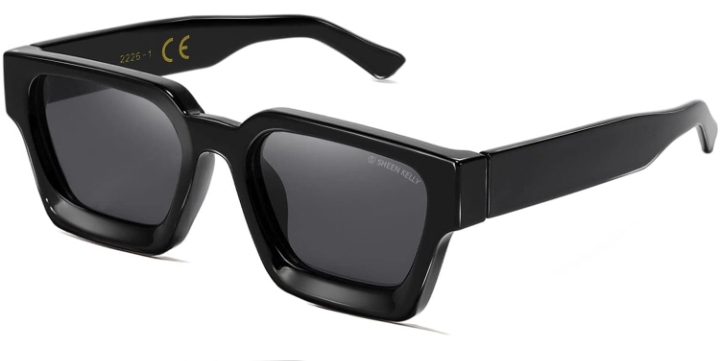 Chunky sunglasses